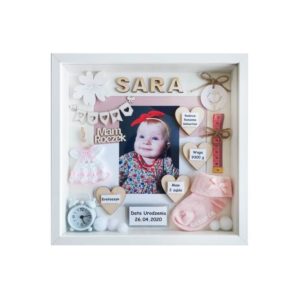 prezent na roczek w ramce dla dziewczynki sara